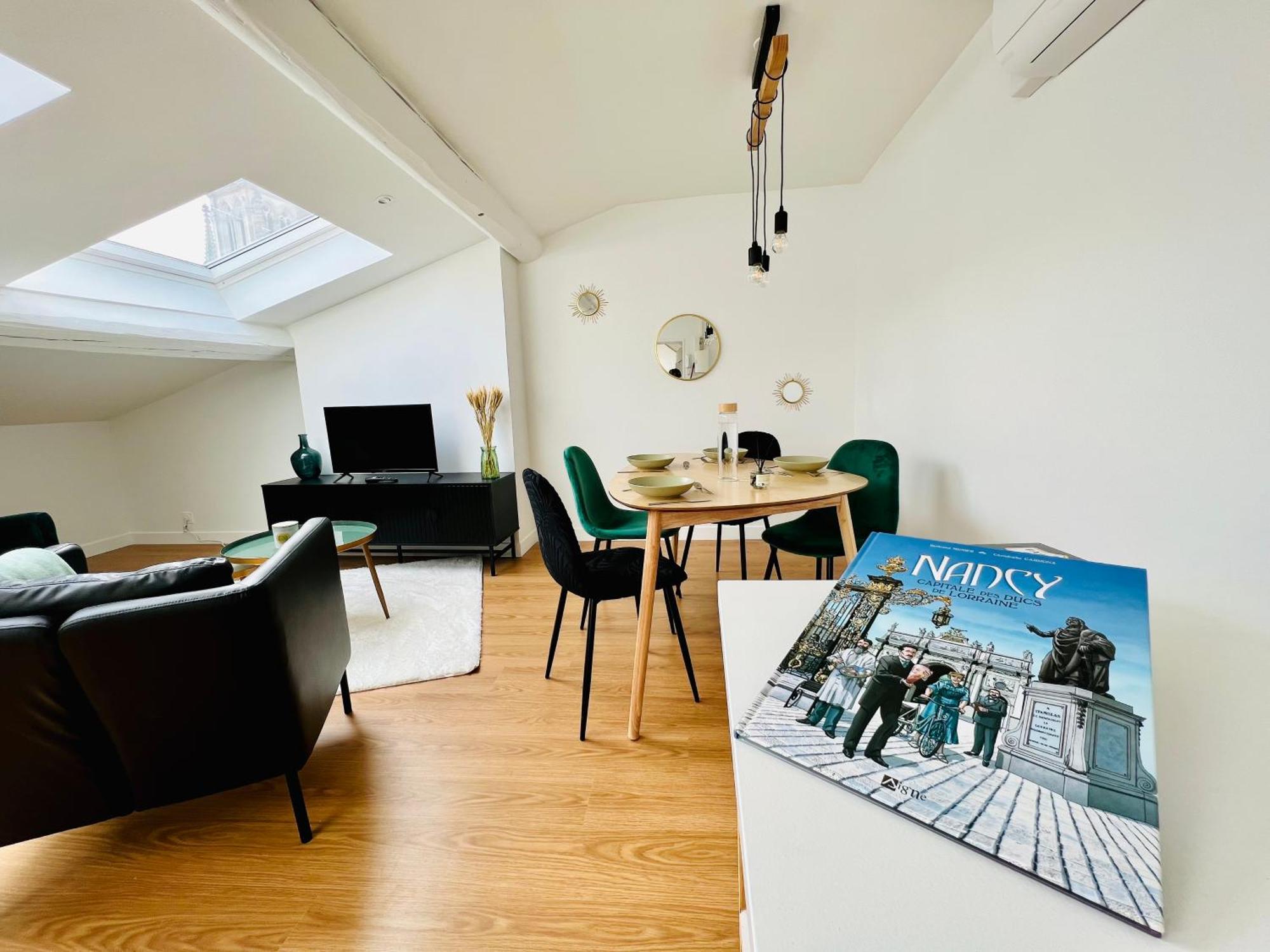 Saint-Epvre ! Appartement T3 Nancy Exteriör bild